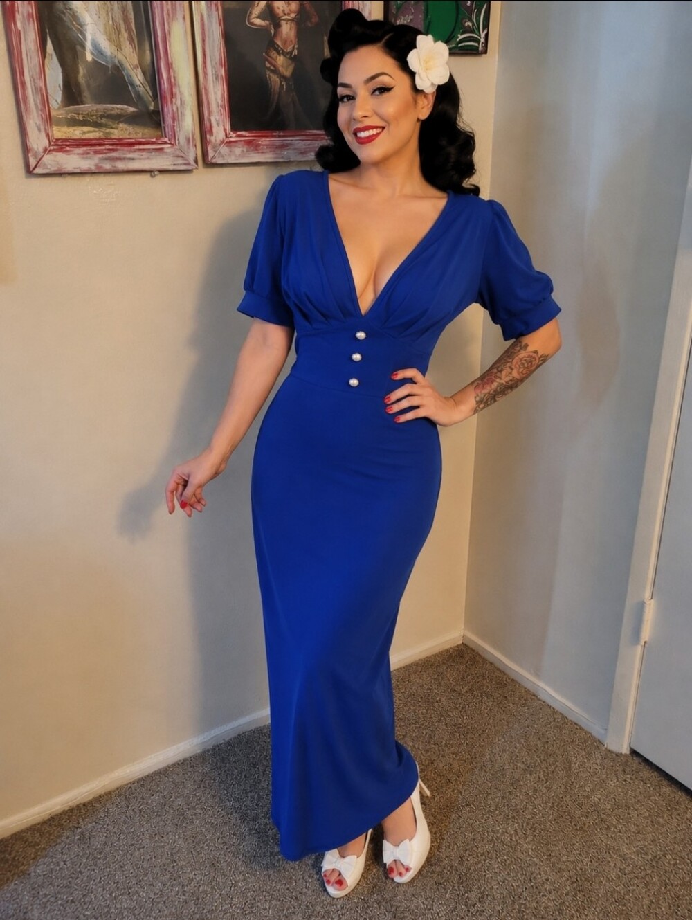 Retrolicious Royal Blue V-Neck Maxi Dress with Pearl Buttons